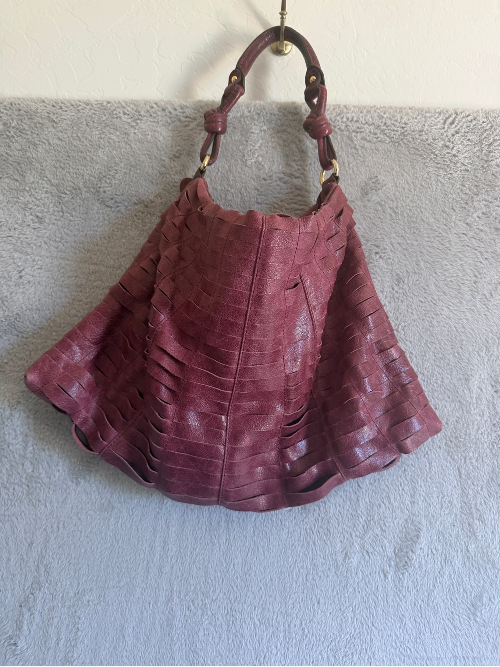 Steve Madden Woven Shoulder Bag in Bordeaux